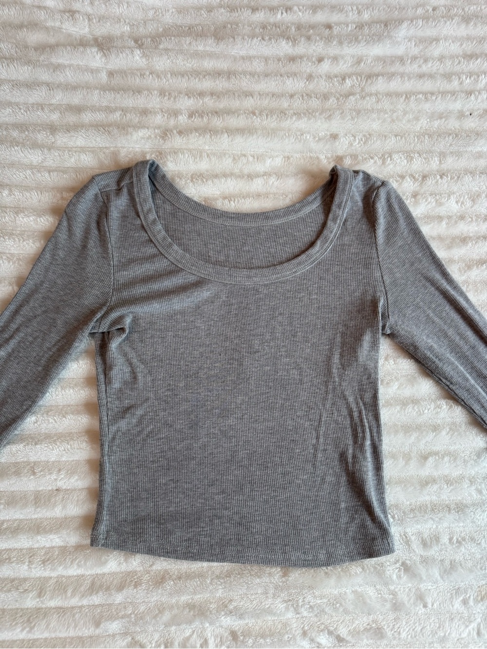 Light Grey Cropped Scoop Neck Long Sleeve